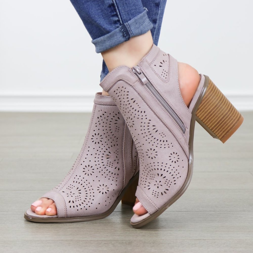 Mauve Laser Cut Design Open Toe Ankle Boots - Picture 5 of 8